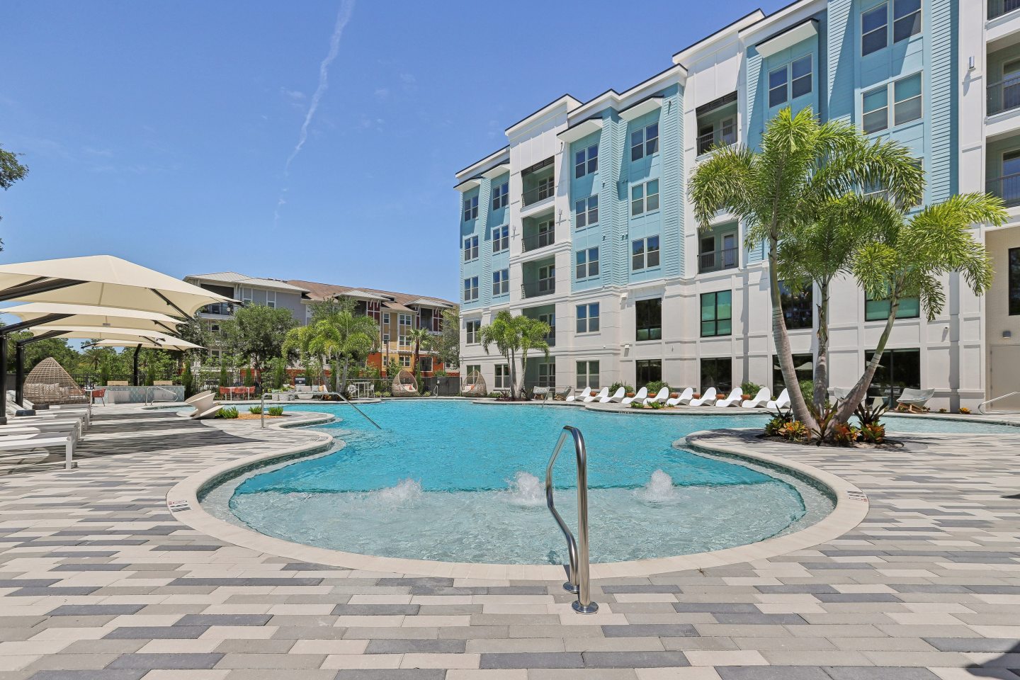 Brea Lakewood Ranch Apartments Image 2