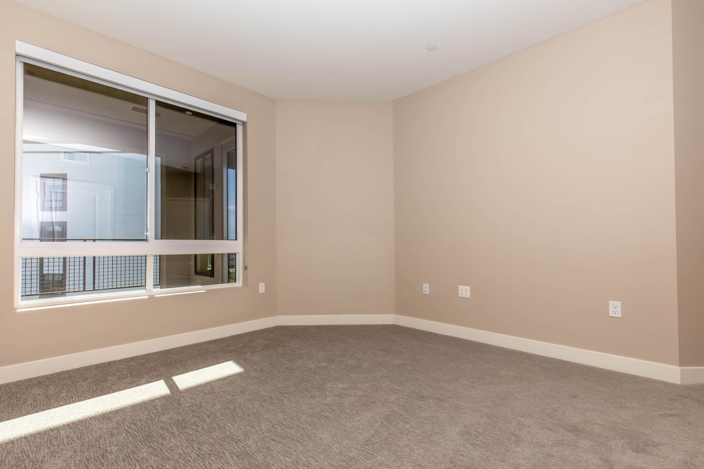 Link OC Apartments Image 105