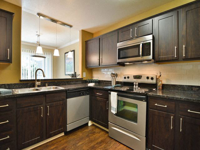 Crooked Oak Image 18