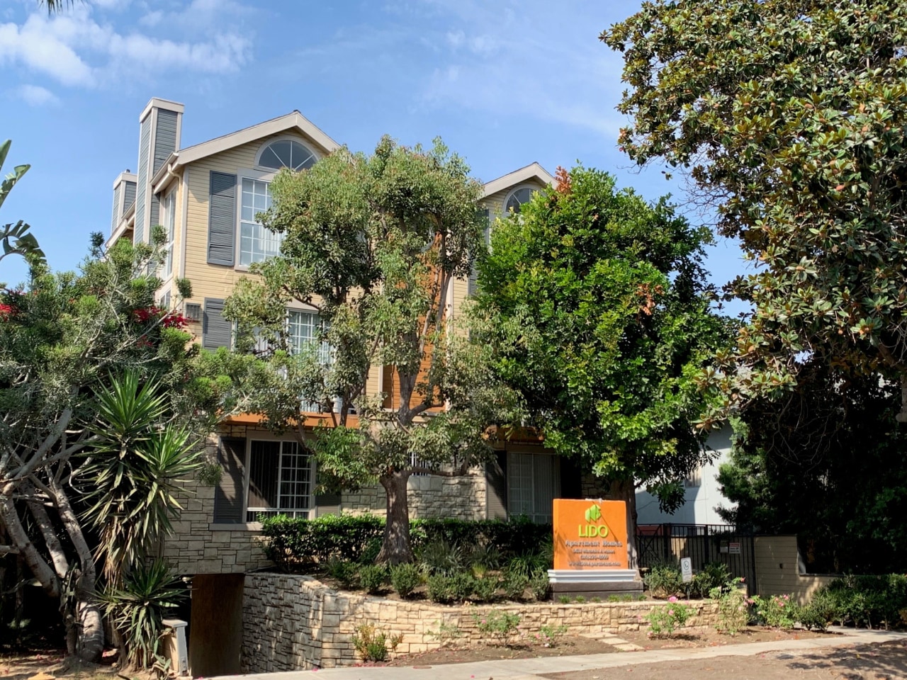 3619 Cardiff Avenue Image 1