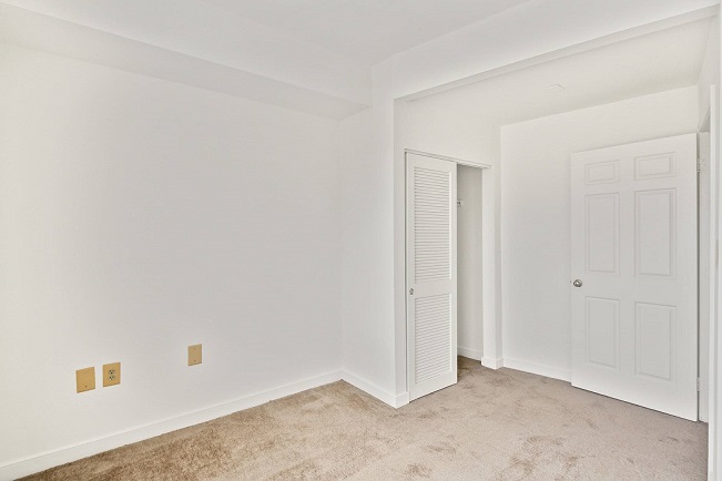 Guilford Manor Image 1