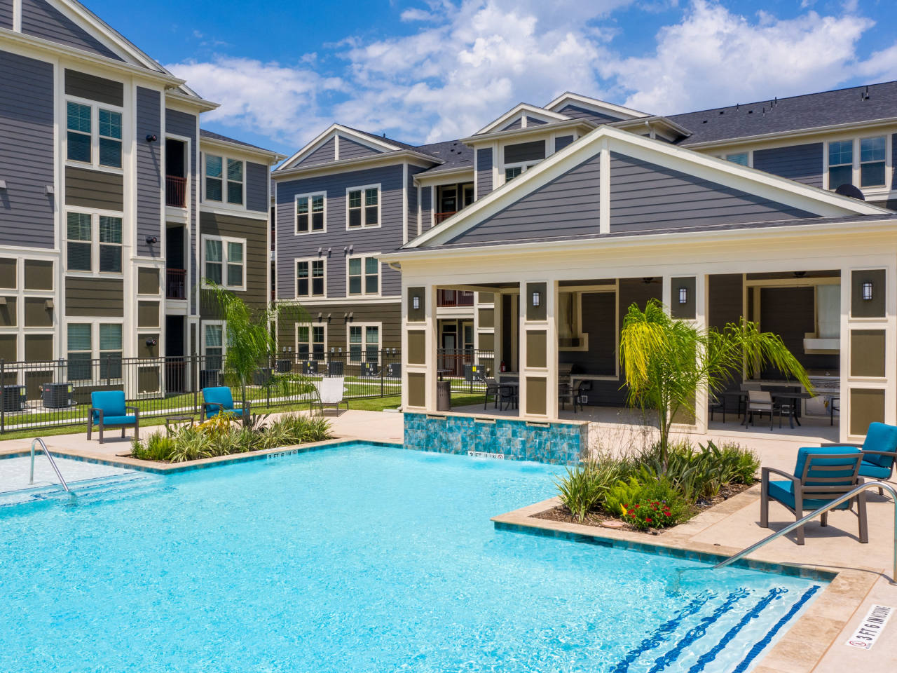Smart Living Cullen Image 1