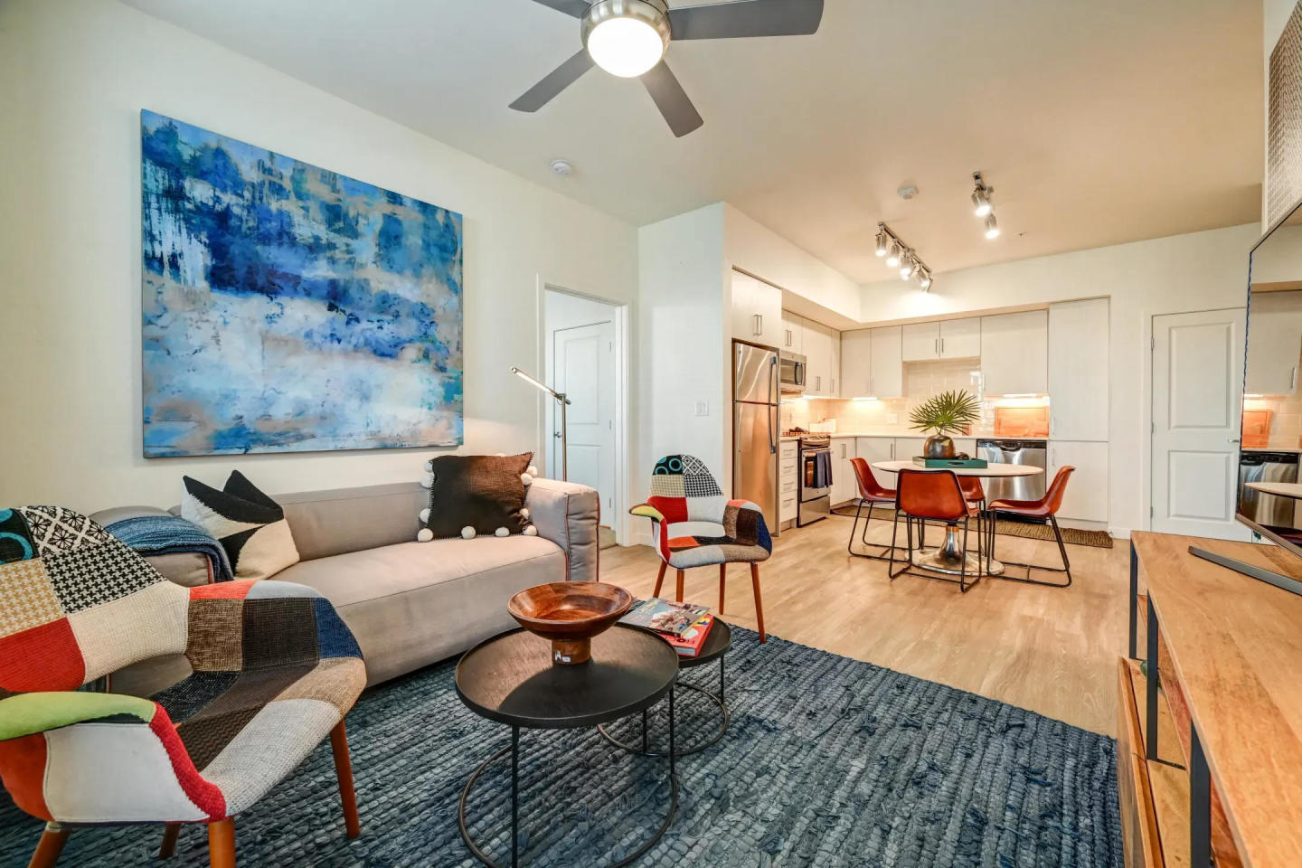 Castile Apartments Image 2