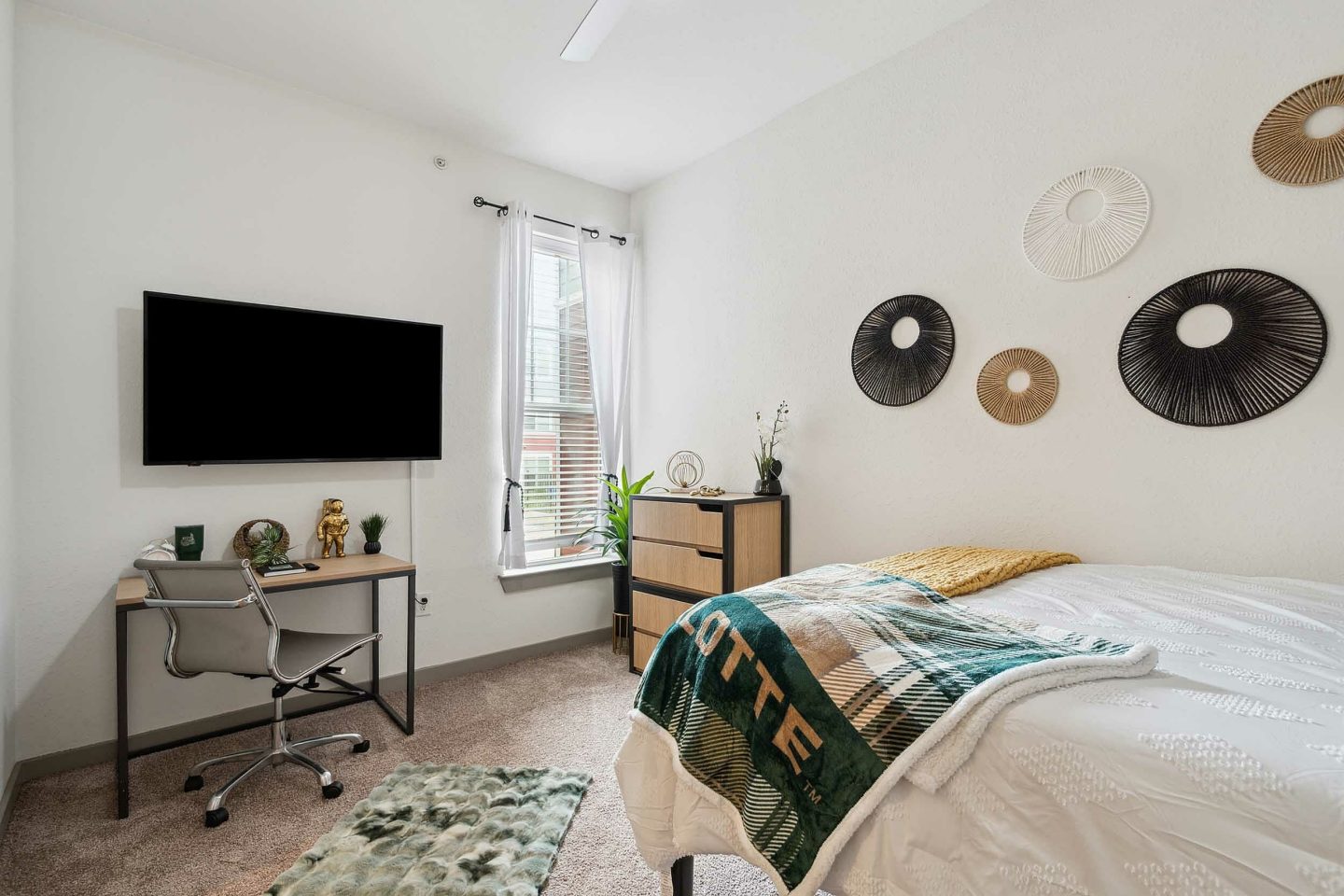 Student Housing-East Village Image 15
