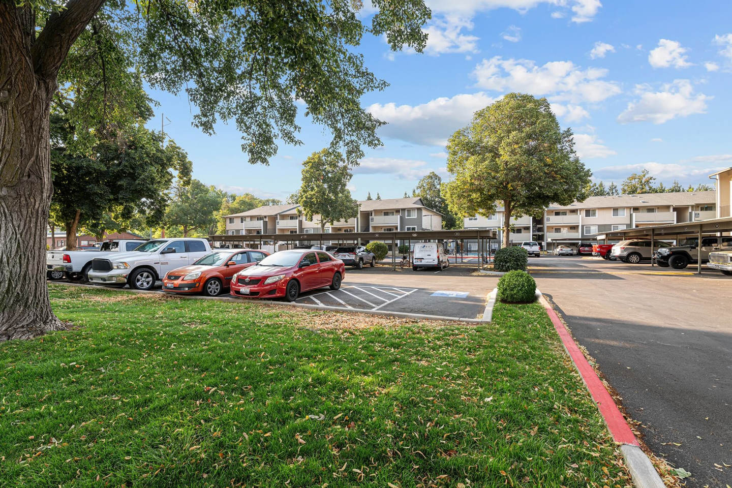 Phillippi Plaza Image 18