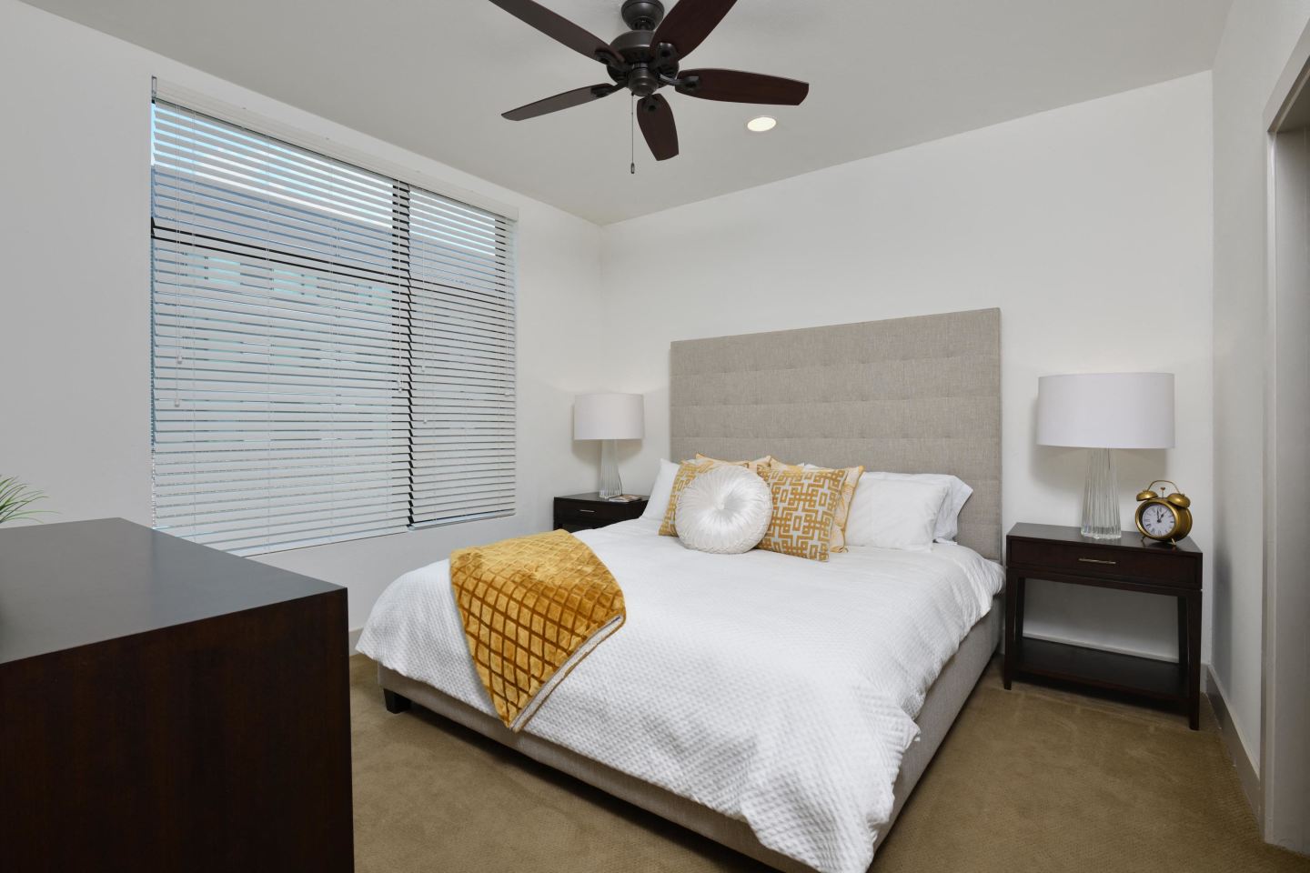100 Park Image 44