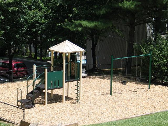 Allyson Gardens Image 28