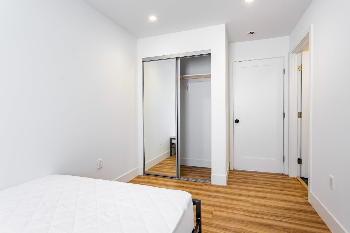 1325 W 24th Street - Co-Living Image 10