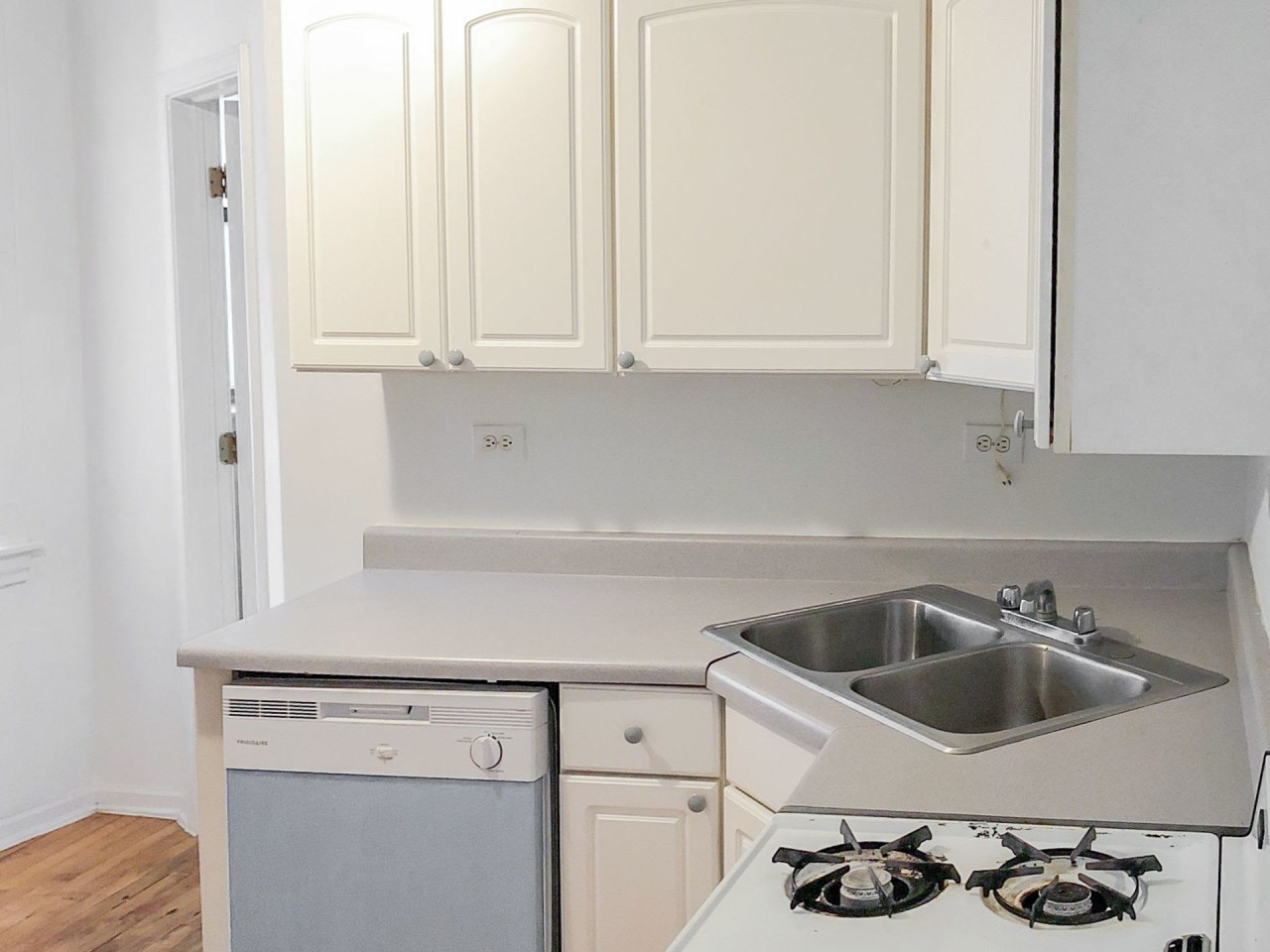 5100 North Winchester Ave. Apt. Image 9