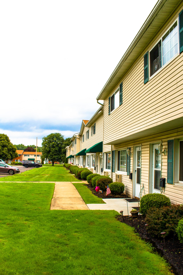 Evergreen Village Apartments & Townhomes Image 28