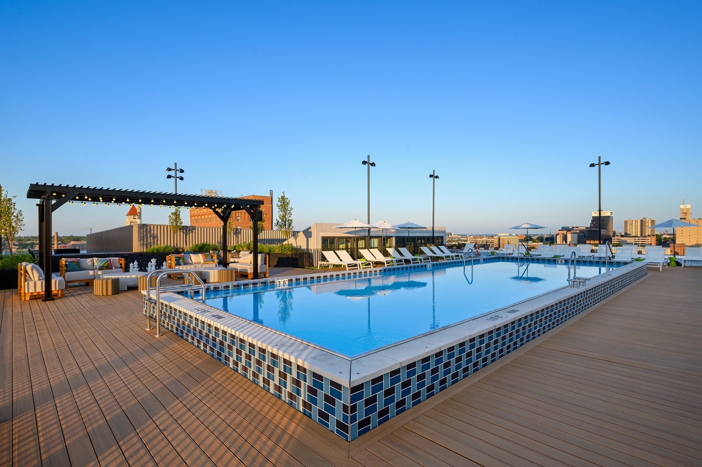 The Victor Luxury Apartments Image 32