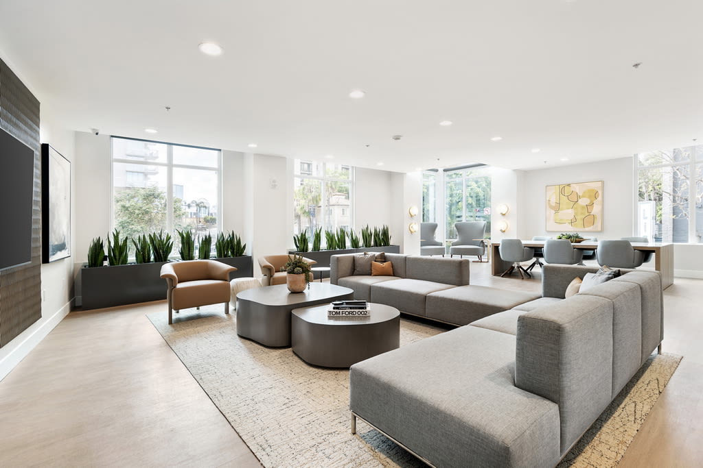 Vantage Pointe Image 20