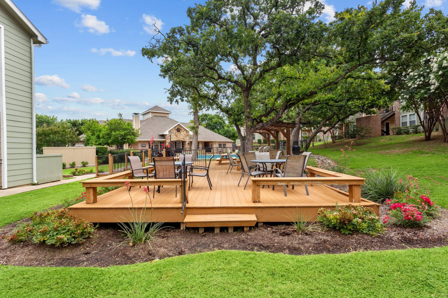 Southgate Glen Image 21