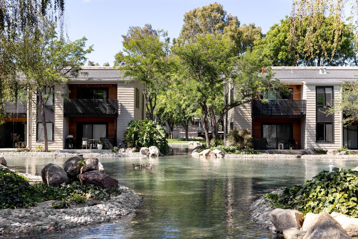 Boardwalk Apartments Image 1