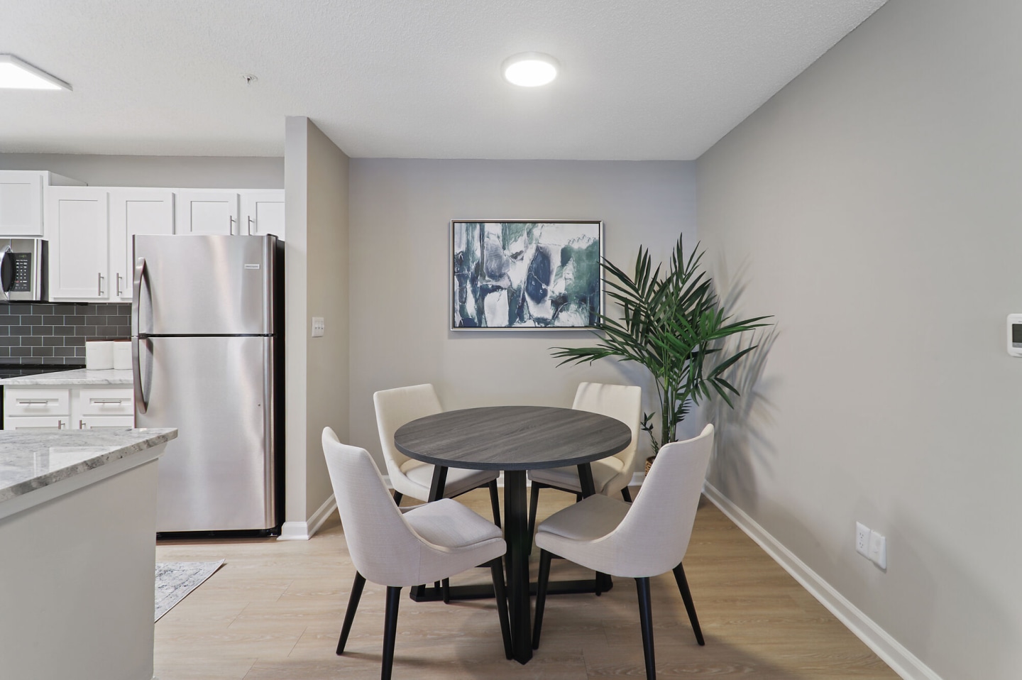 The Waterford Apartments Image 27