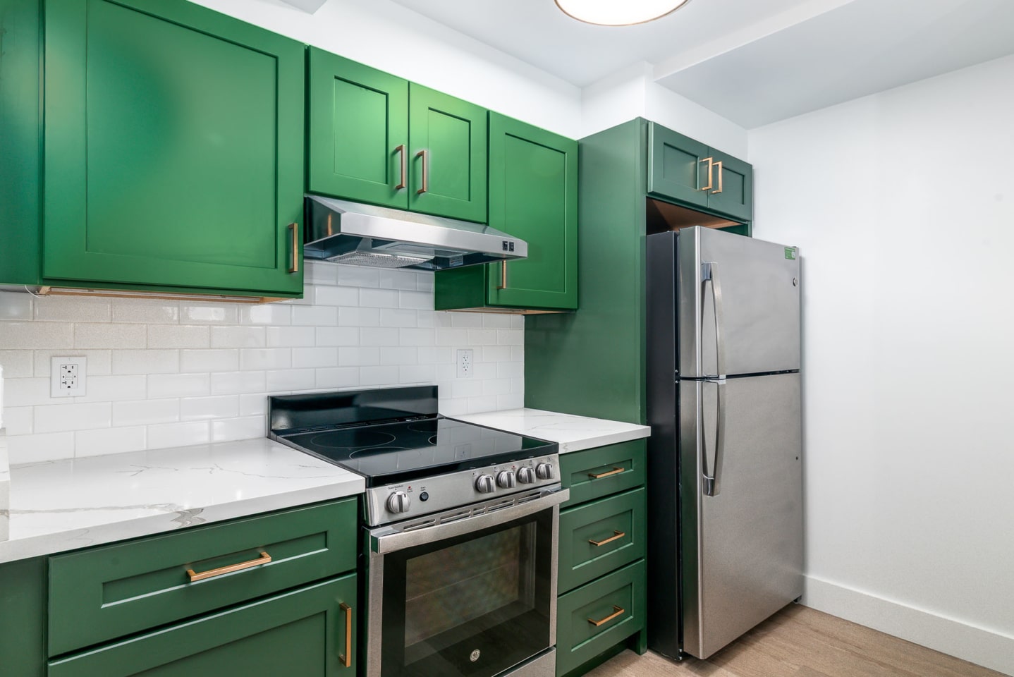 3201 23RD STREET Apartments Image 4