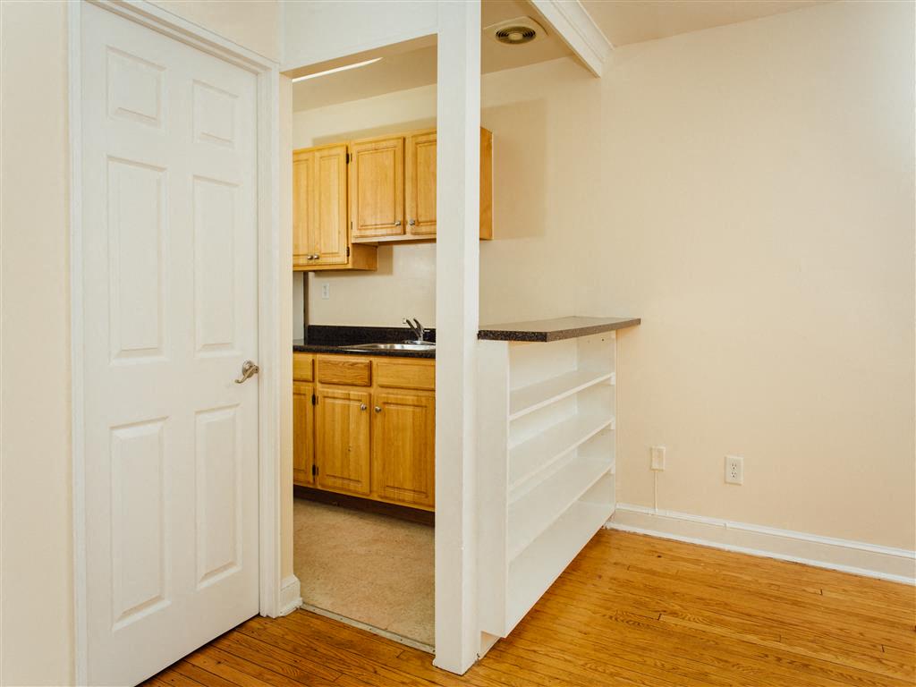 Pleasant Hills Village Image 6