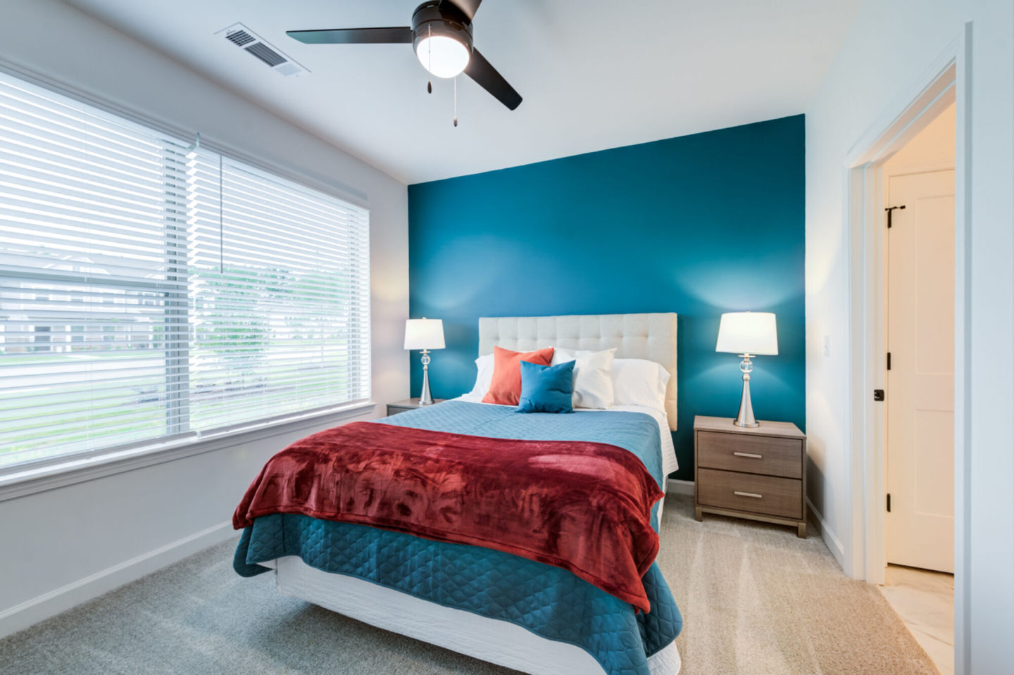 Taryn at 401 Image 20