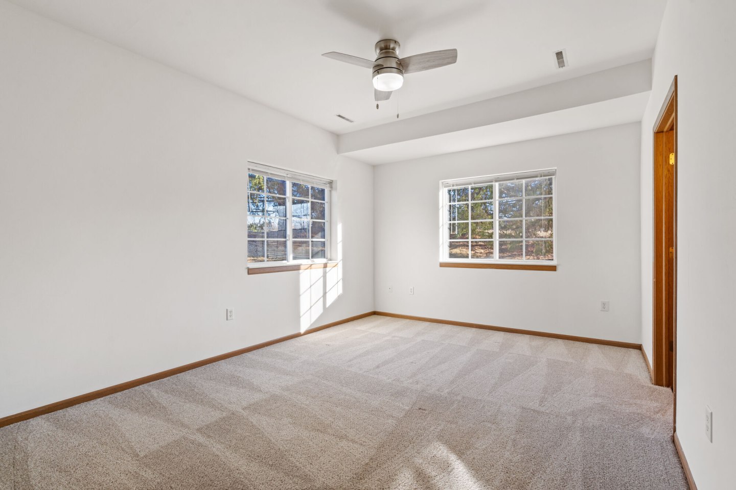 Harper Court Apartments Image 17