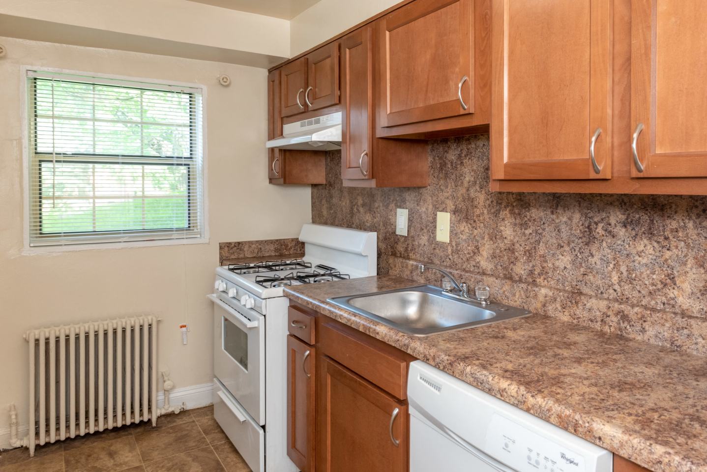 Hamilton Manor - Affordable Housing Image 6