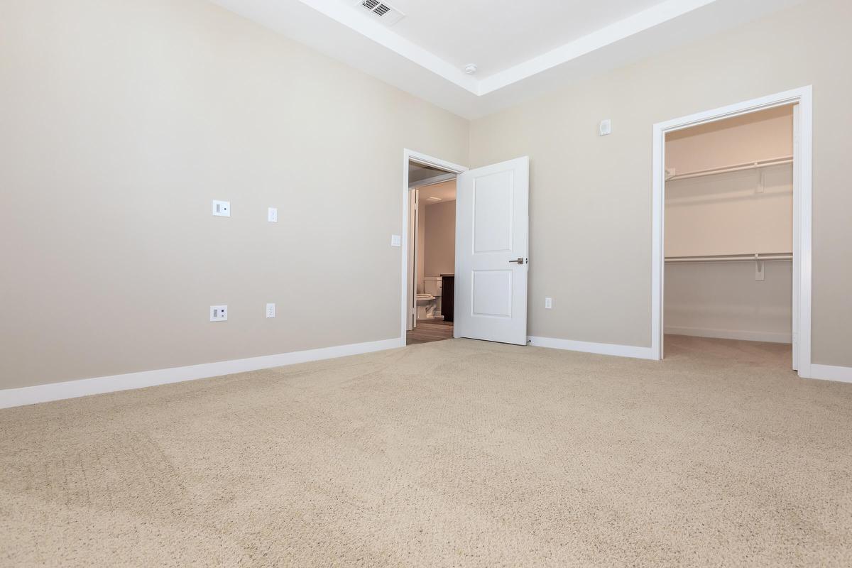 Esencia Sur Apartment Homes Image 3