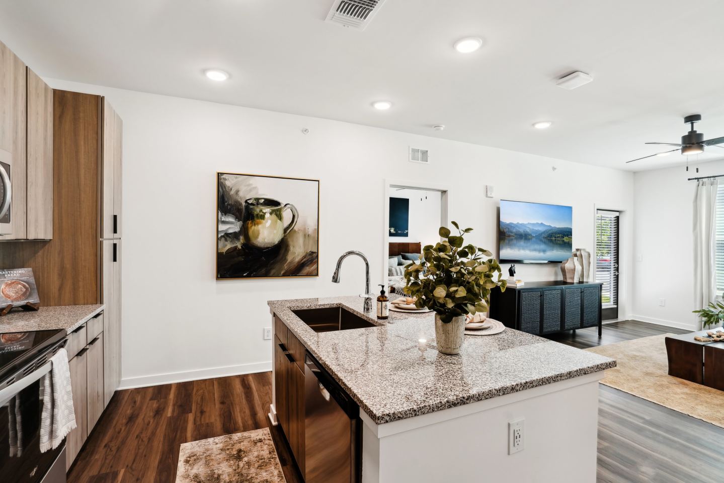 The Pullman Luxury Apartment Homes Image 103