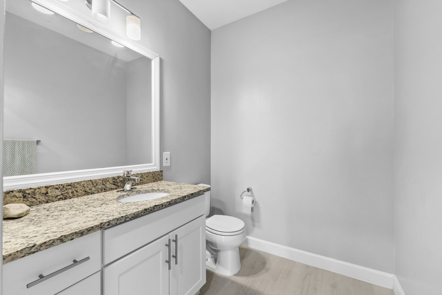 Harbor Pointe Image 95