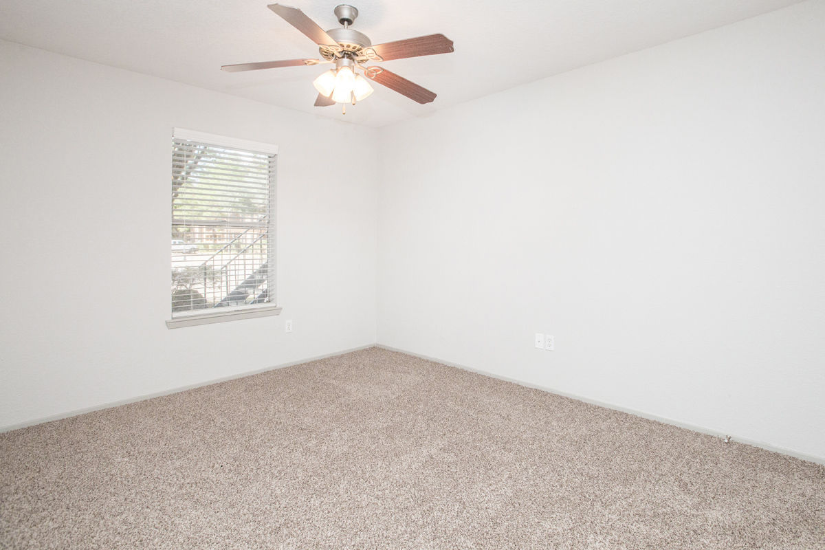 Elm Grove Image 56