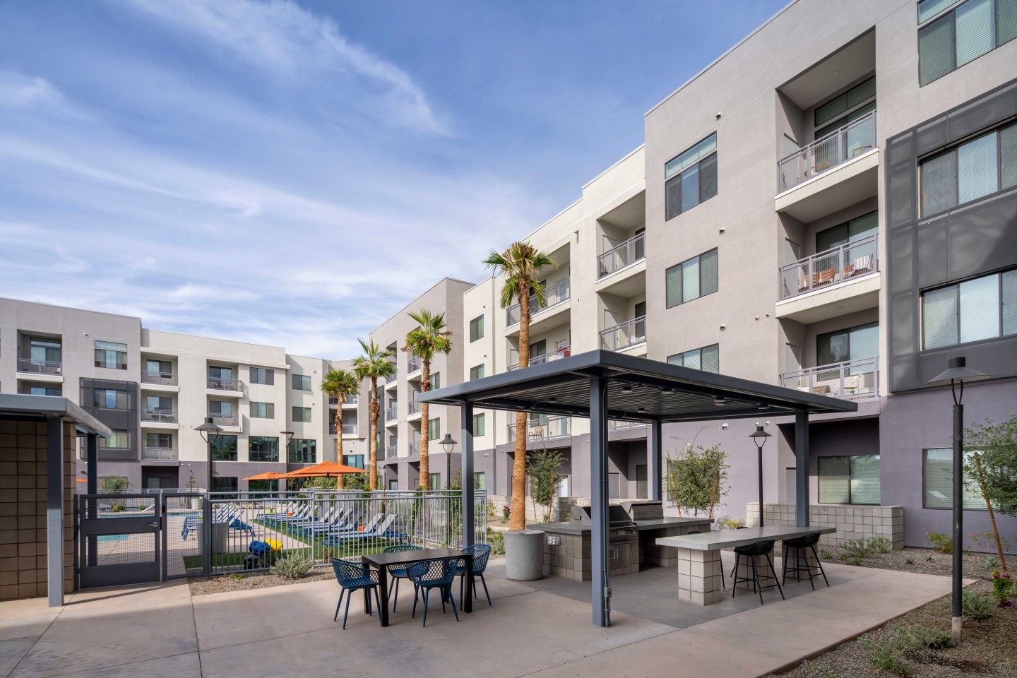NOVO Broadway Apartments Image 19