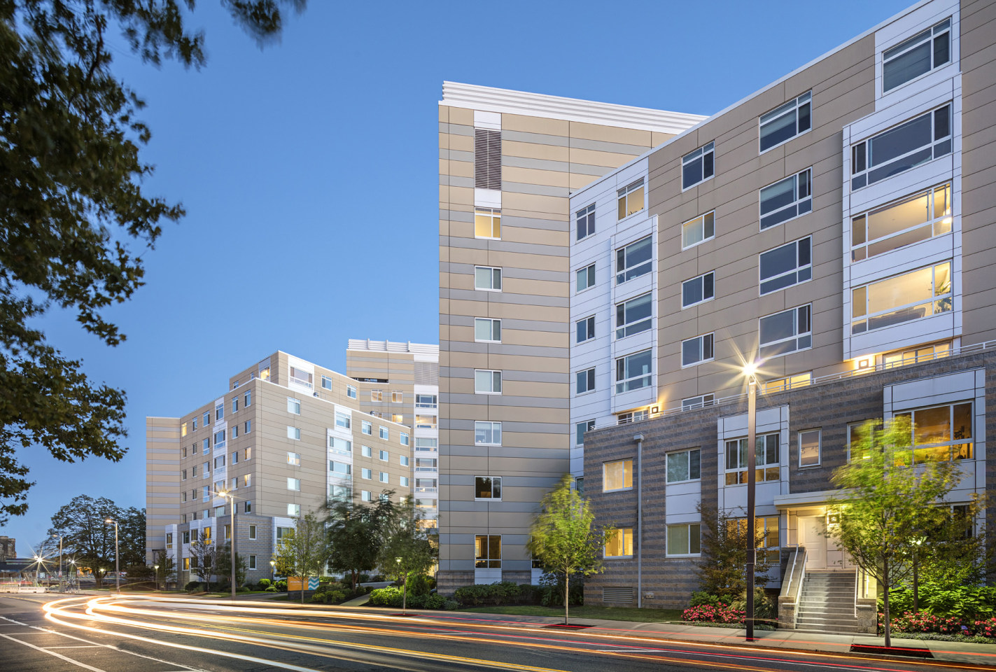 Peninsula Apartments Image 12