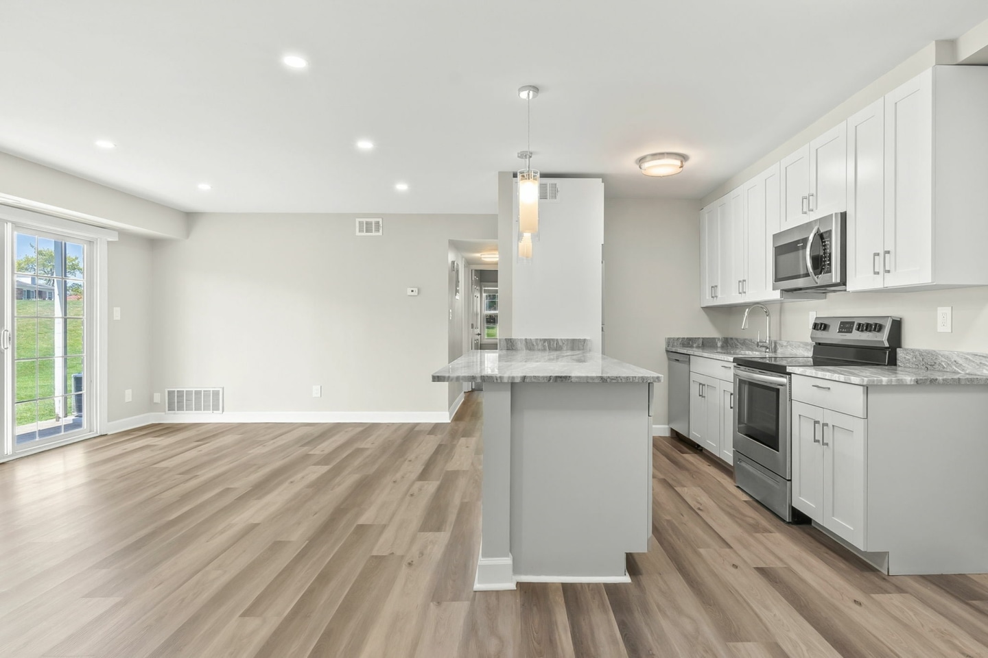 Renaissance Hills Image 22