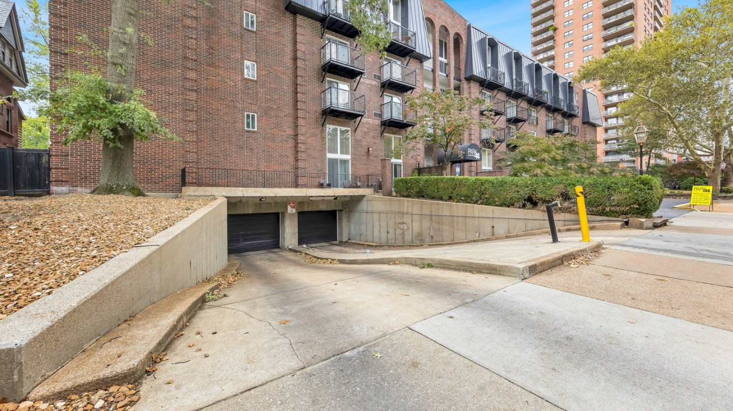 Park 44 Image 11