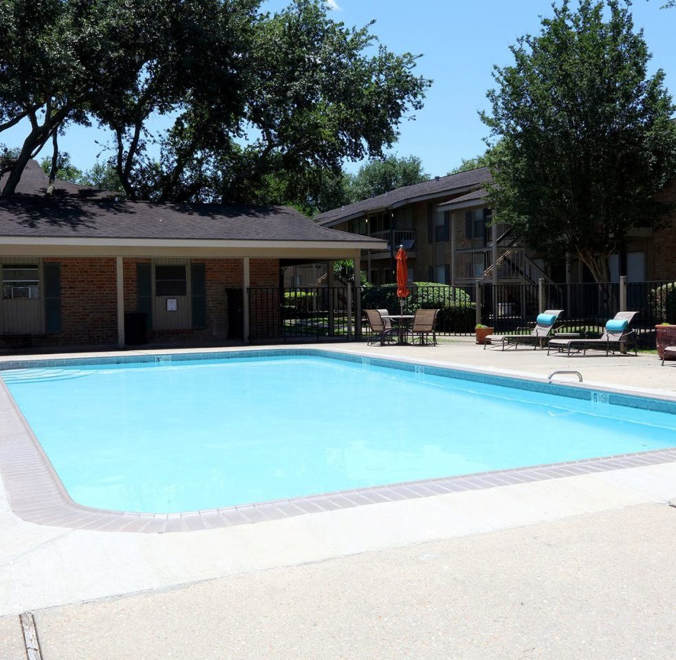 Diamond Lakes Apartment Homes Image 20