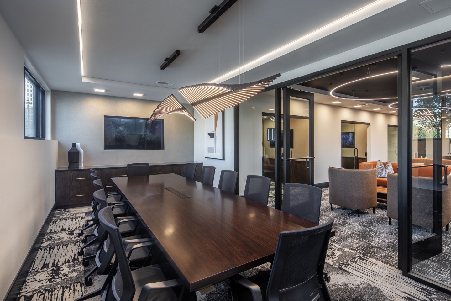 880 Lyn Image 28