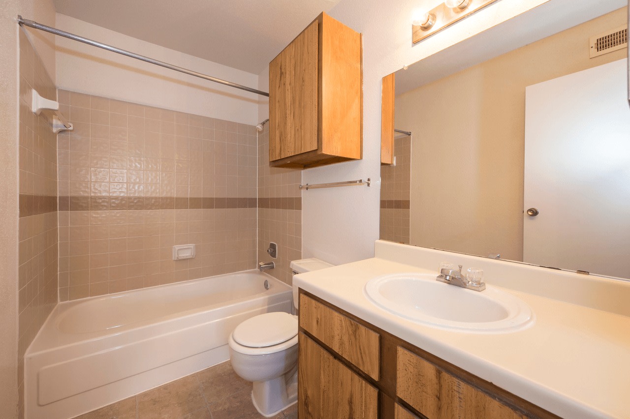 Elm Creek Apartments Image 6