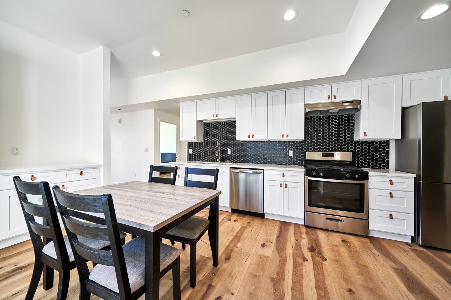 2600 S Catalina Street - Co-Living Image 18