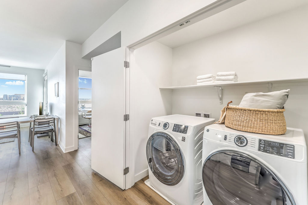 Ariva Luxury Residences Image 44