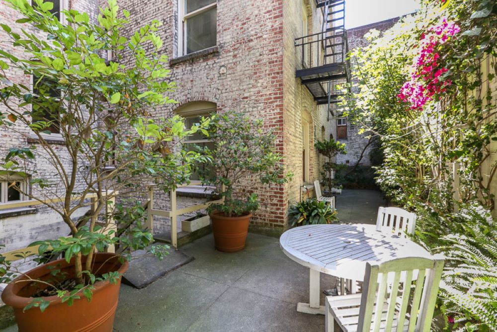 952 Sutter St. Image 18