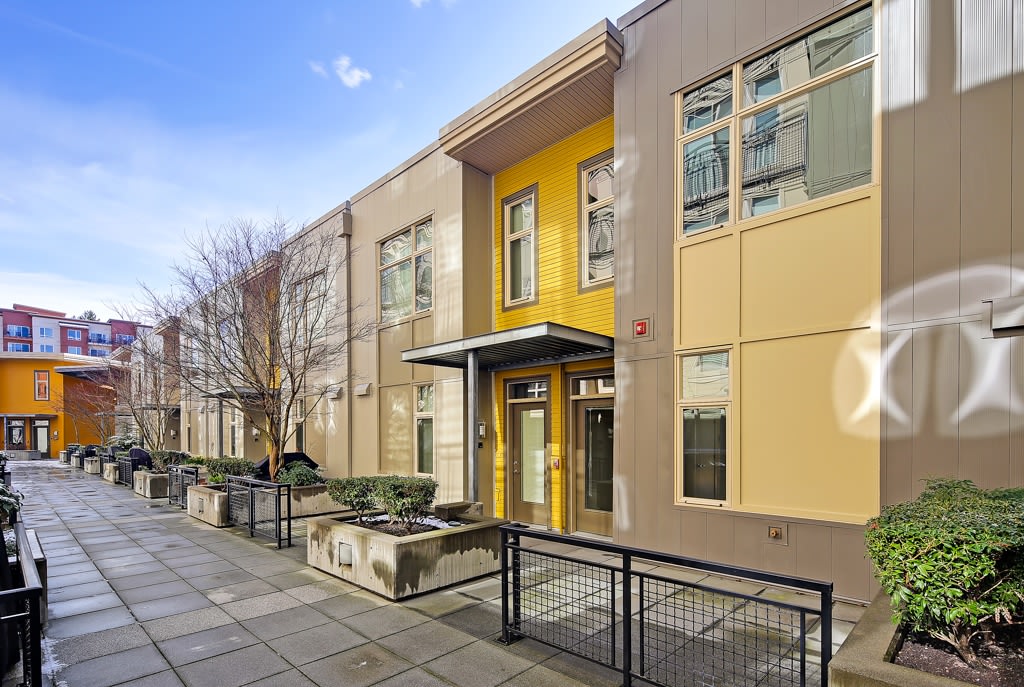 Thornton Place Image 5