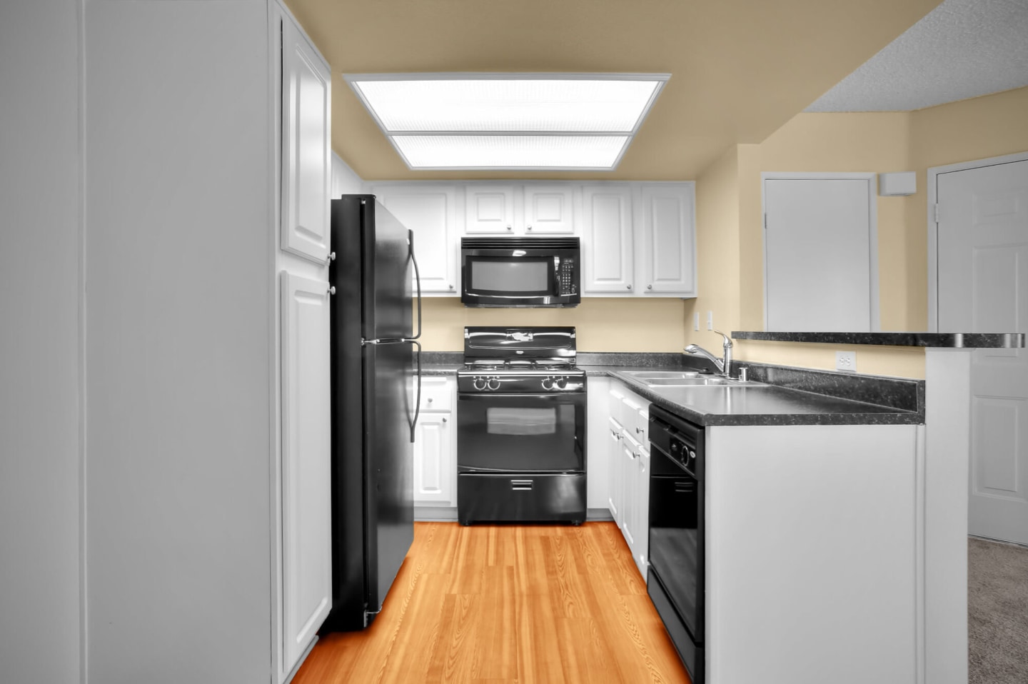 Brookwood Villas Image 6