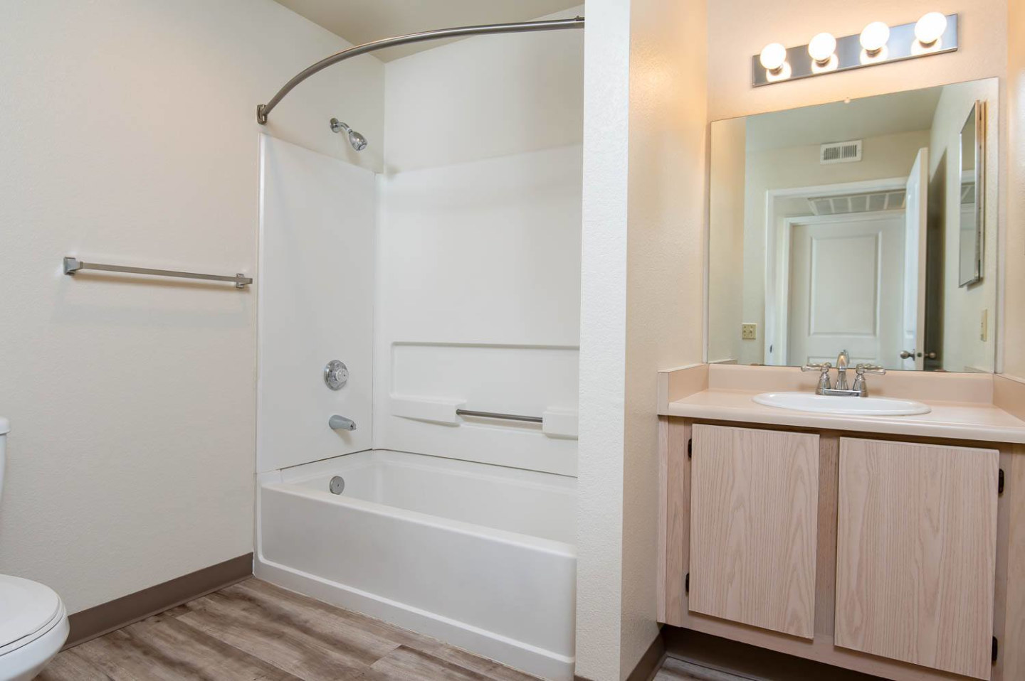 Desertbrook Apartments Image 1