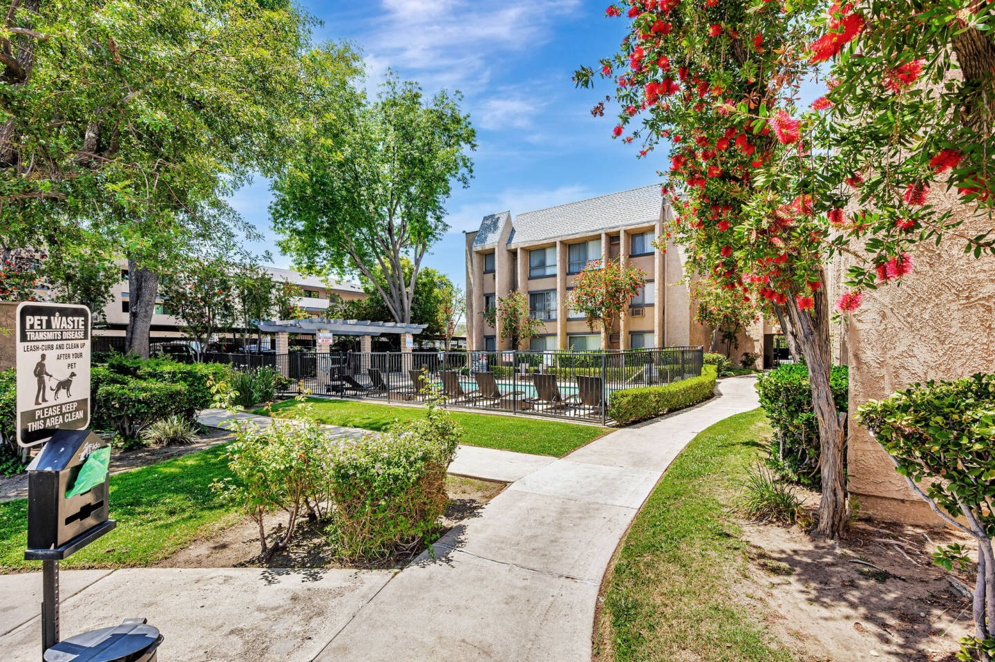 Independence Park Apartments Image 15