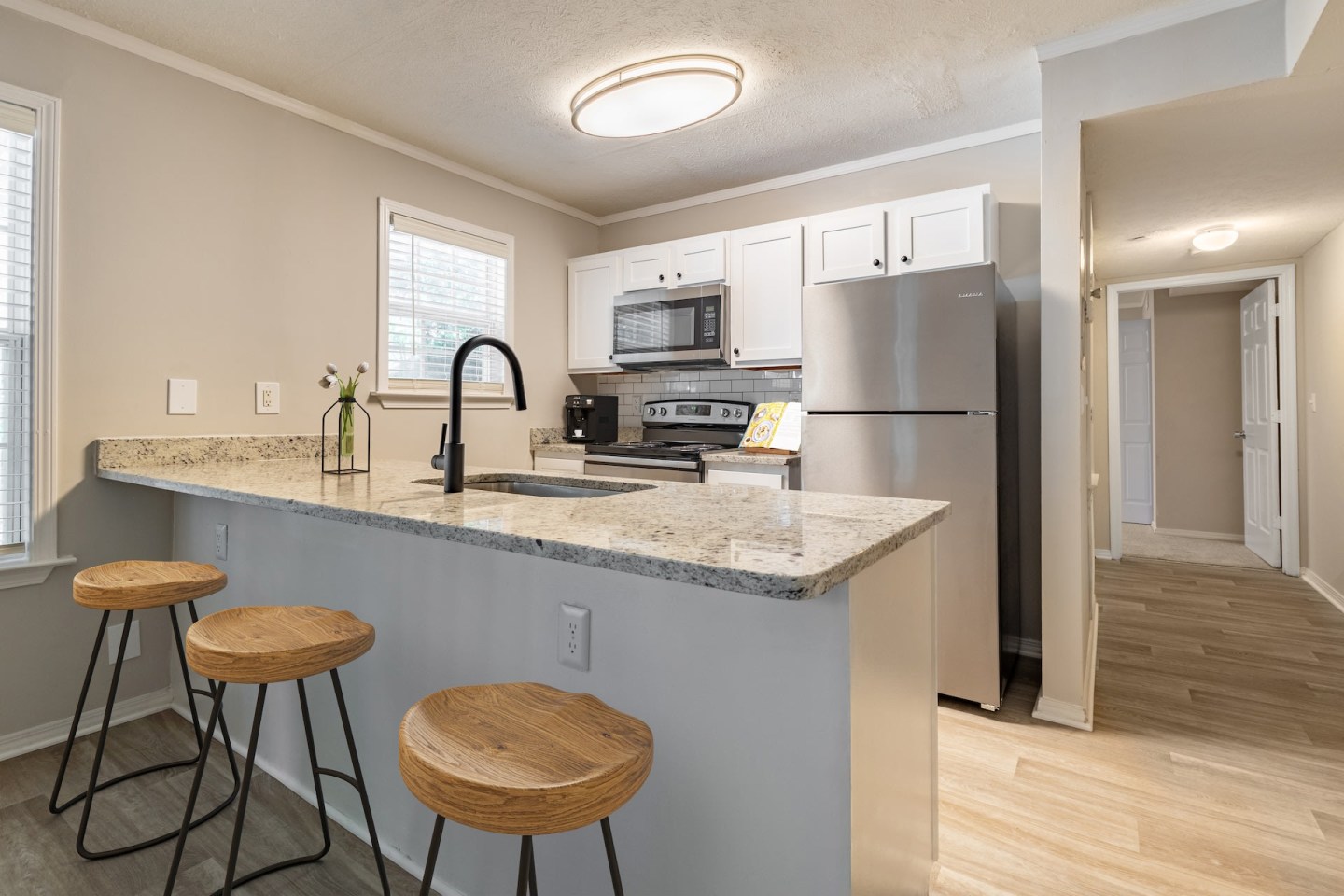 Deerbrook Apartments Image 9