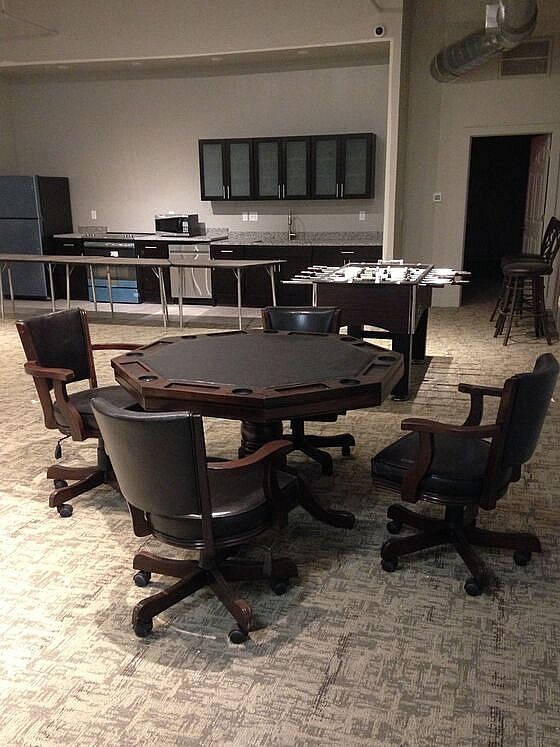Phillips Luxury Apartments Image 10