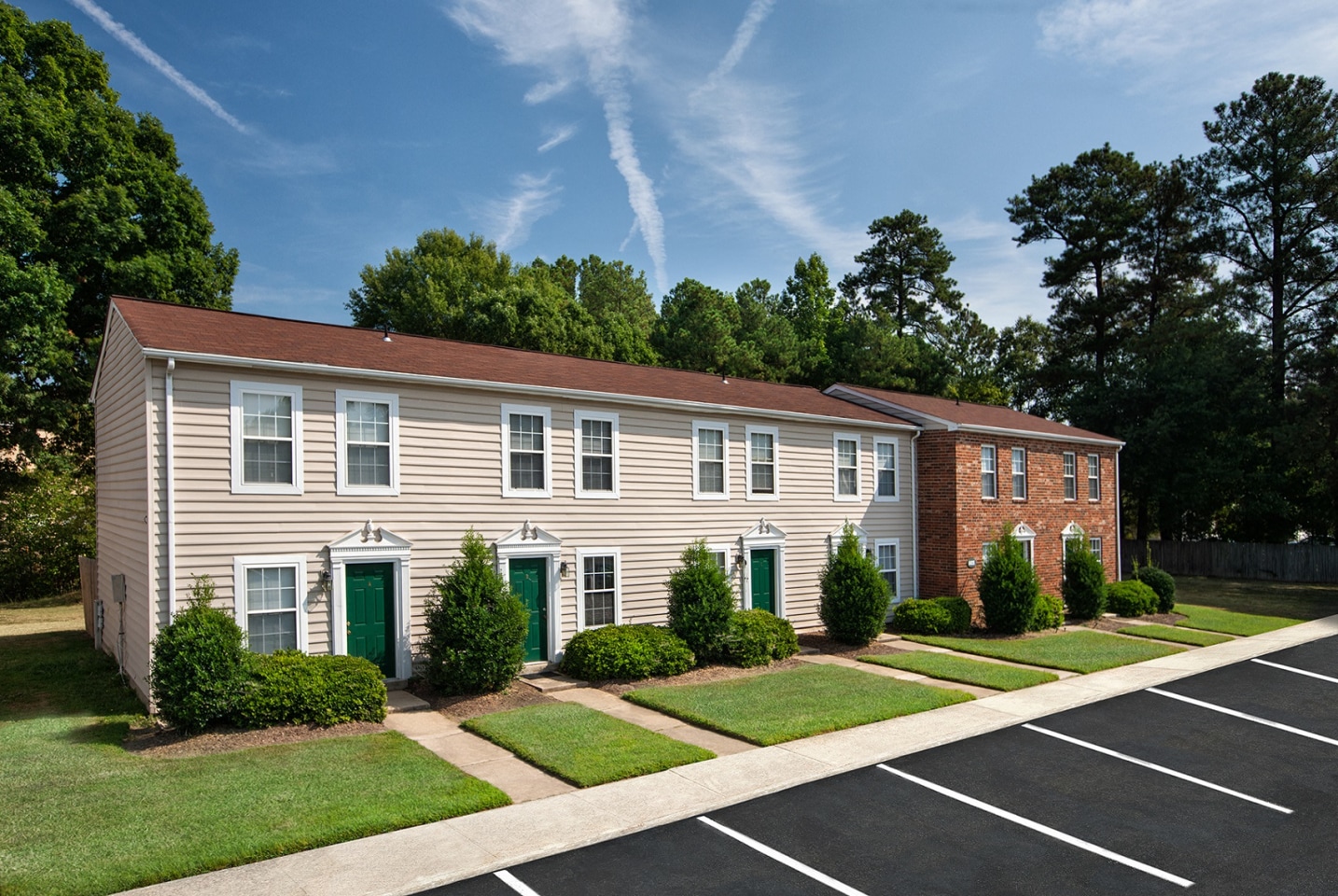 Woodbriar Apartments Image 1