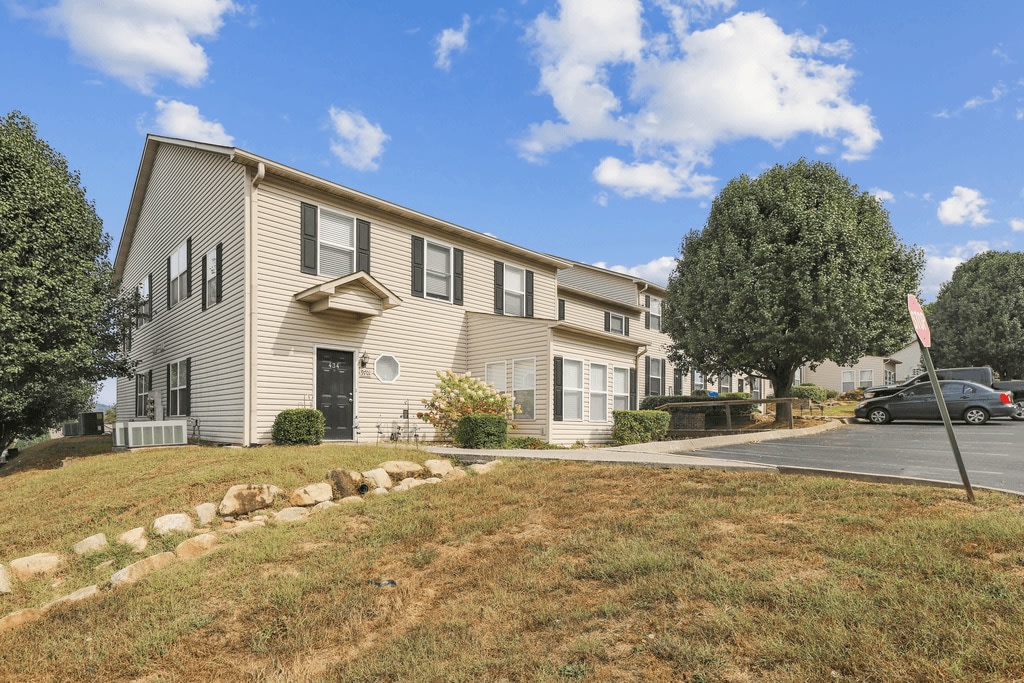 Forest Ridge Apartments Image 2
