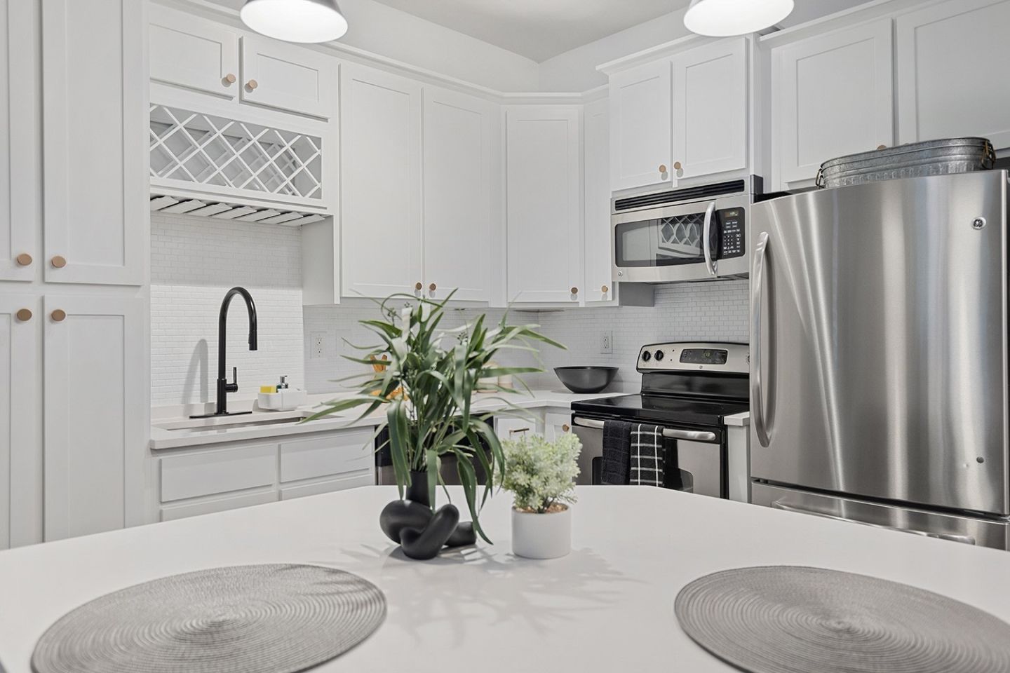 Lofts at Weston Lakeside Image 4