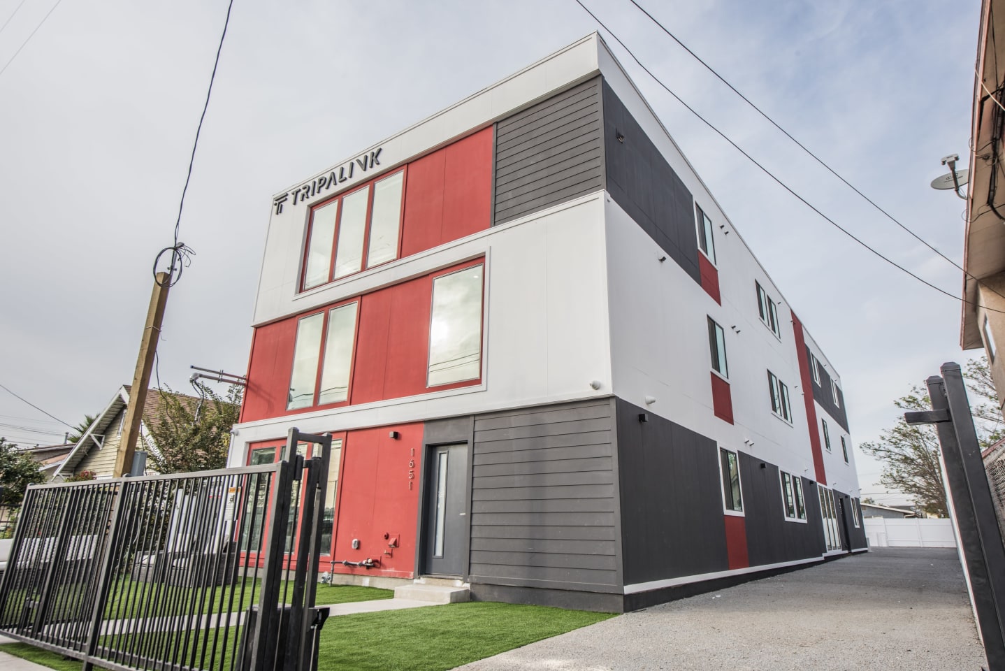 1651 W 37th Pl - Co-Living Housing Image 11
