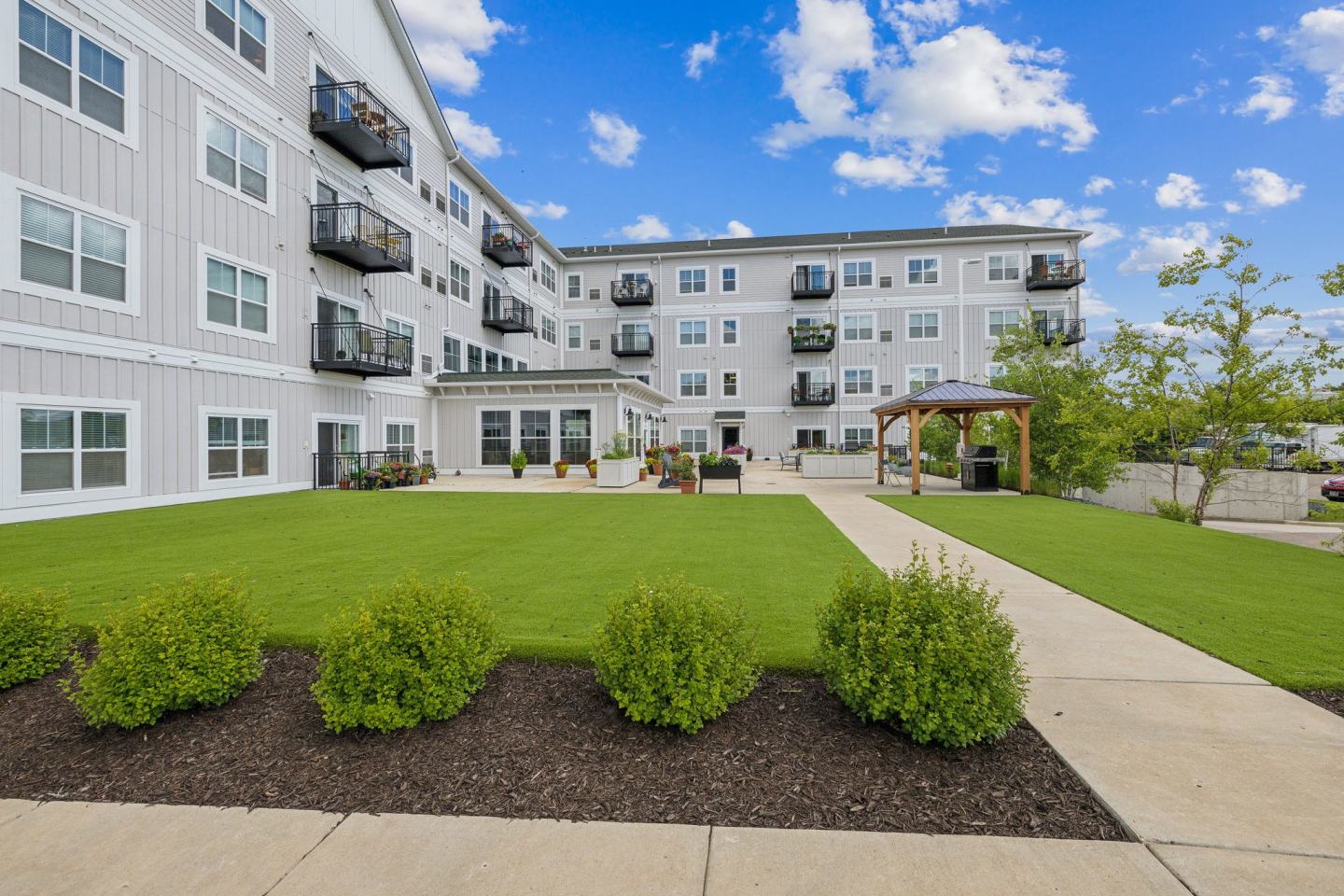 Hendrickson - A 55+ Senior Living Community Image 33
