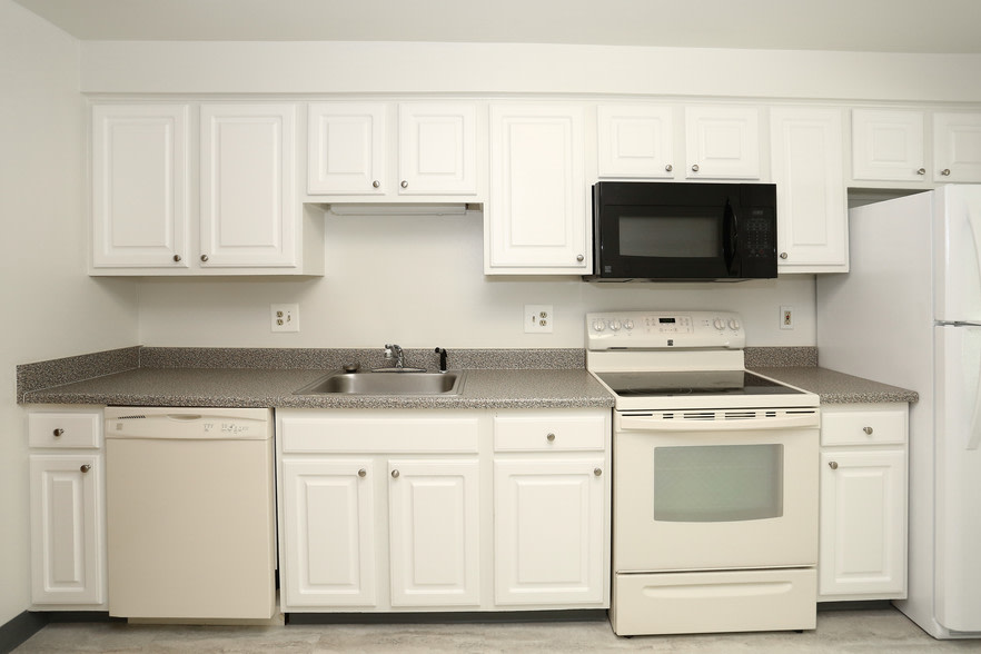 Summitwood Village Image 10